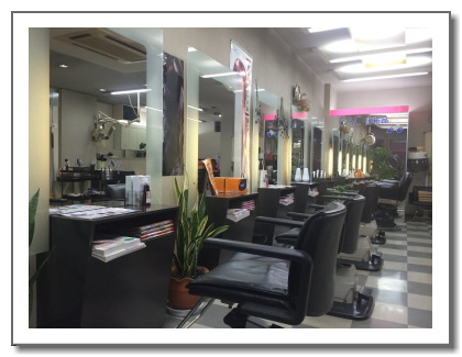 チエ美容室内観